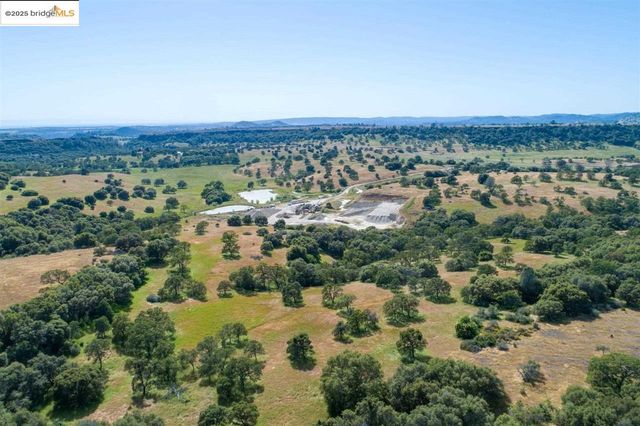 15653 Hwy 108, Jamestown, CA 95327