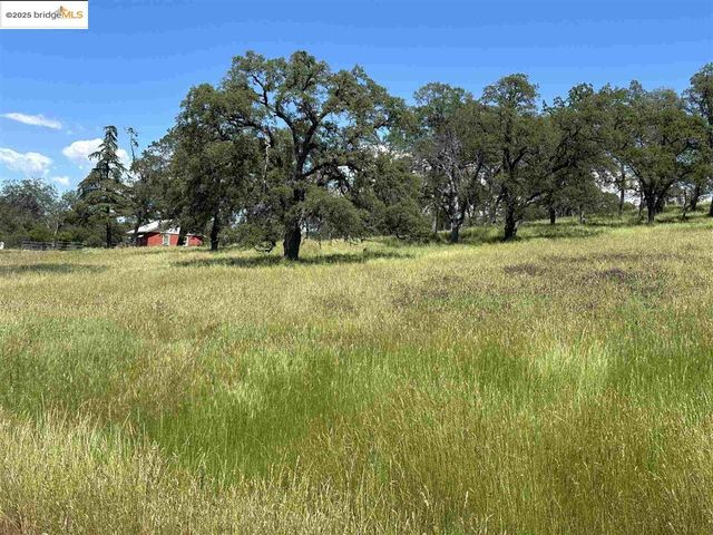 15653 Hwy 108, Jamestown, CA 95327