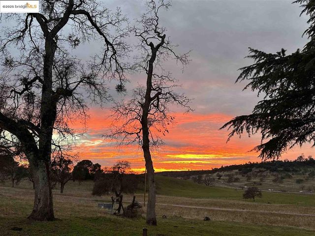 15653 Hwy 108, Jamestown, CA 95327