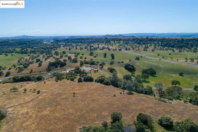 15653 Hwy 108, Jamestown, CA 95327