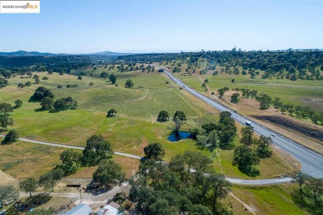 15653 Hwy 108, Jamestown, CA 95327