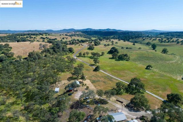15653 Hwy 108, Jamestown, CA 95327