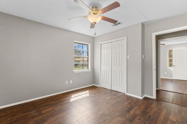 685 Sides Circle, Canton, TX 75103