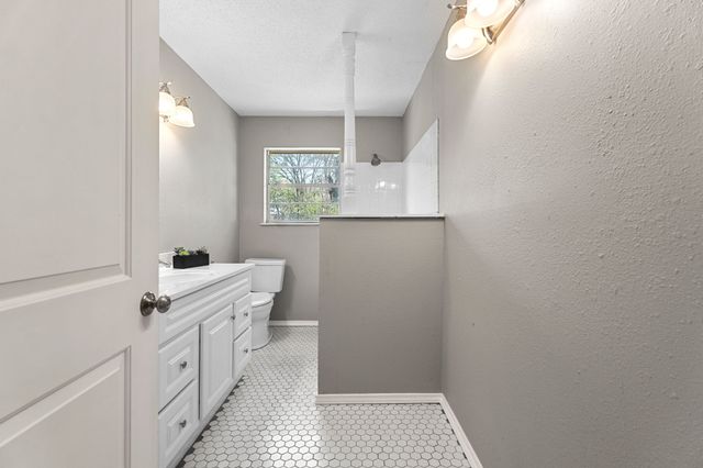 685 Sides Circle, Canton, TX 75103
