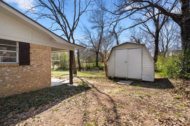 685 Sides Circle, Canton, TX 75103