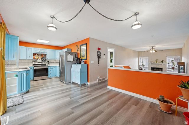 2409 W HARDROCK DR, Taylorsville, UT 84129