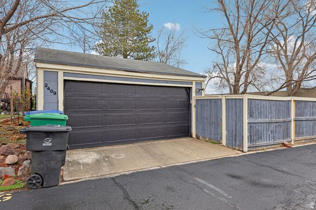 2409 W HARDROCK DR, Taylorsville, UT 84129