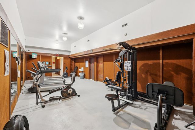 2409 W HARDROCK DR, Taylorsville, UT 84129