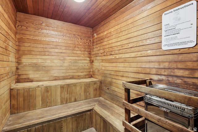 2409 W HARDROCK DR, Taylorsville, UT 84129