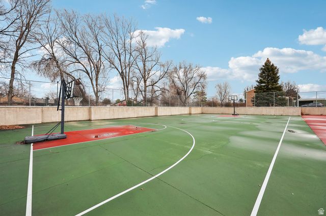 2409 W HARDROCK DR, Taylorsville, UT 84129