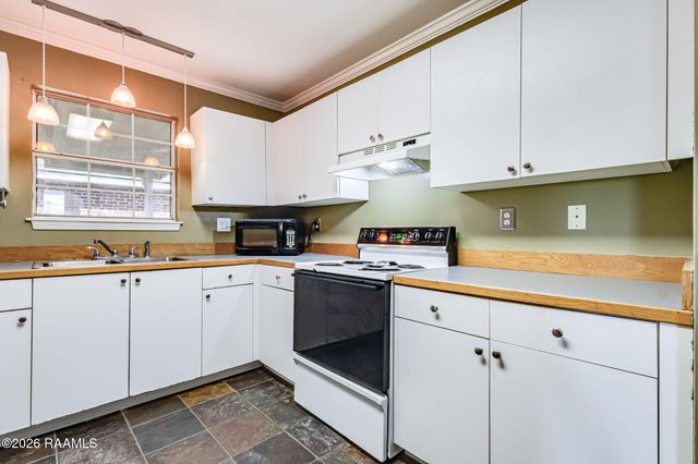 112 Ruffian Drive, Carencro, LA 70520