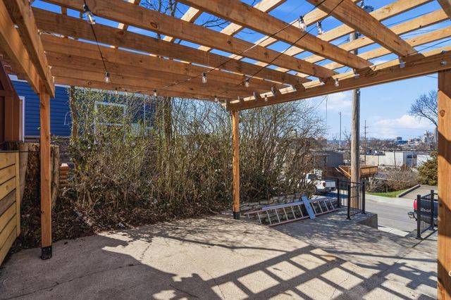 1302 John Street, Newport, KY 41071