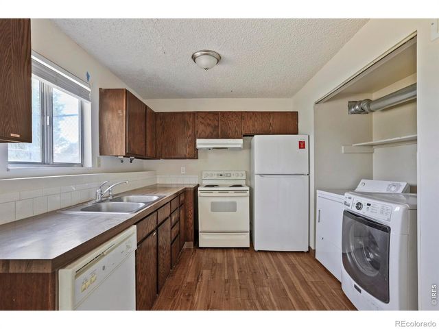 2026 Lincoln Street, Longmont, CO 80501