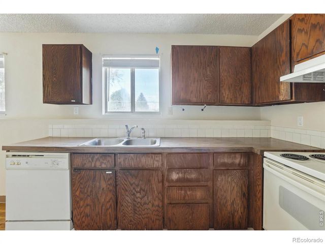 2026 Lincoln Street, Longmont, CO 80501