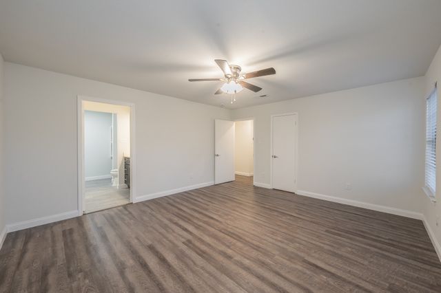 227 Norwich Drive, Hurst, TX 76054