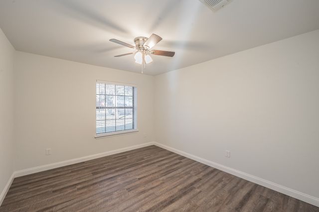 227 Norwich Drive, Hurst, TX 76054