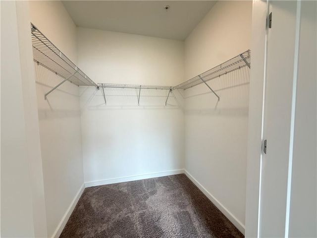 525 Parkway Drive NE 417, Atlanta, GA 30308