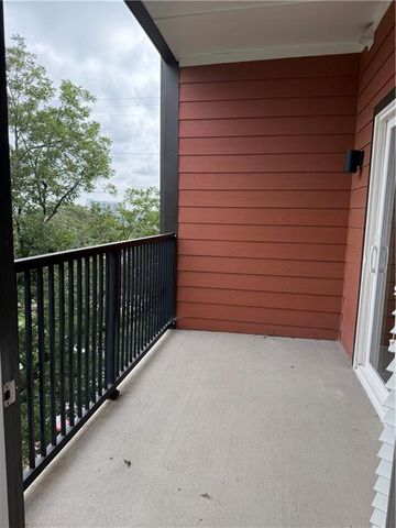 525 Parkway Drive NE 417, Atlanta, GA 30308
