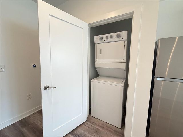 525 Parkway Drive NE 417, Atlanta, GA 30308