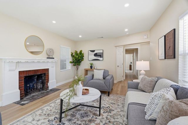 135 E Younger Avenue, San Jose, CA 95112