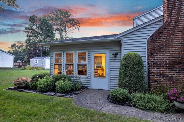 56 LaBelle Terrace, Amherst, NY 14228