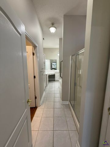 123 Newport Island, Centerville, GA 31028