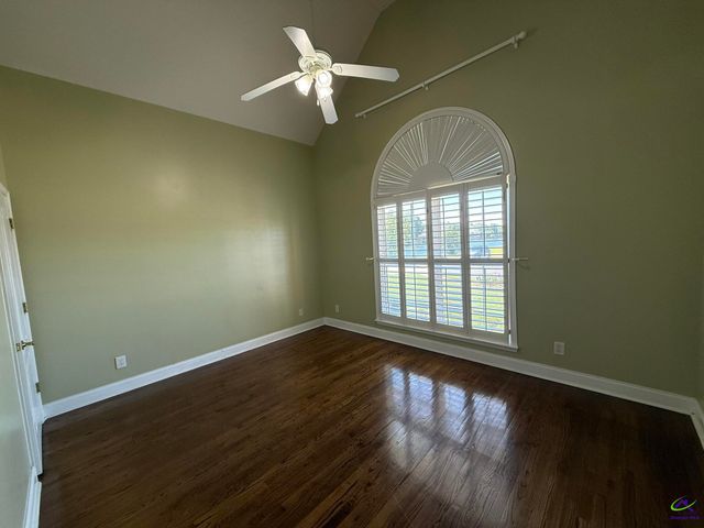 123 Newport Island, Centerville, GA 31028
