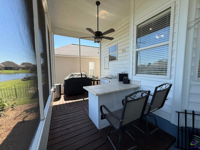 123 Newport Island, Centerville, GA 31028