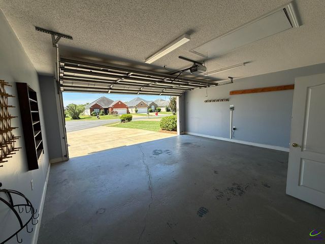 123 Newport Island, Centerville, GA 31028