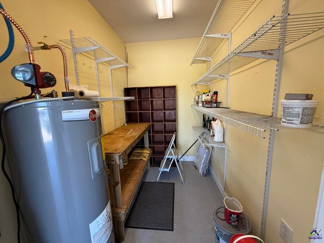 123 Newport Island, Centerville, GA 31028