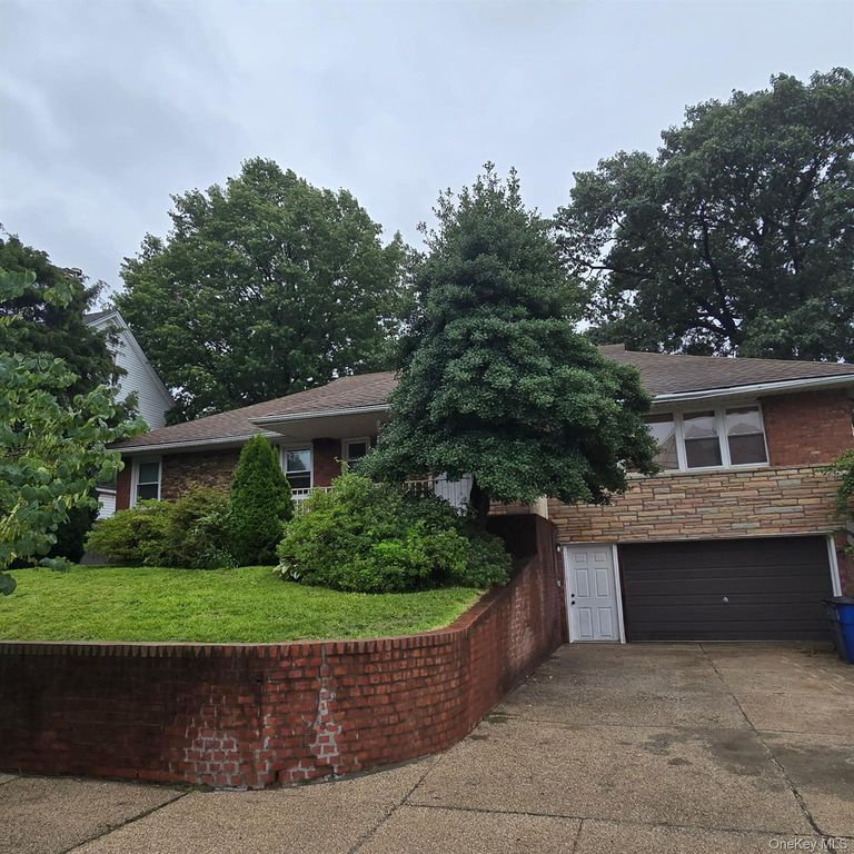13843 229th Street, Springfield Gardens, NY 11413 — exterior