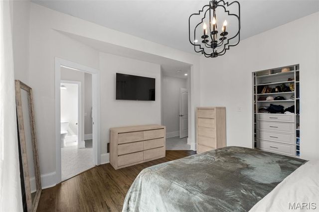 4716 Olive Street, St Louis, MO 63108