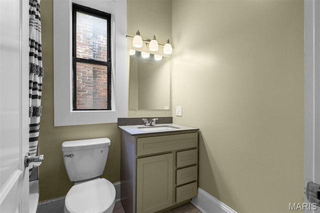 4716 Olive Street, St Louis, MO 63108