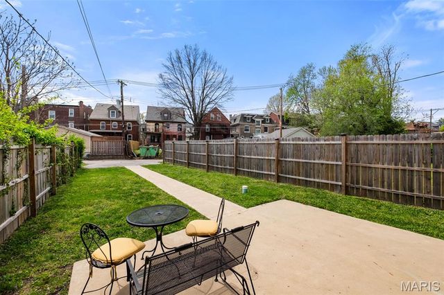 4716 Olive Street, St Louis, MO 63108