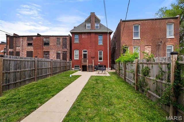 4716 Olive Street, St Louis, MO 63108