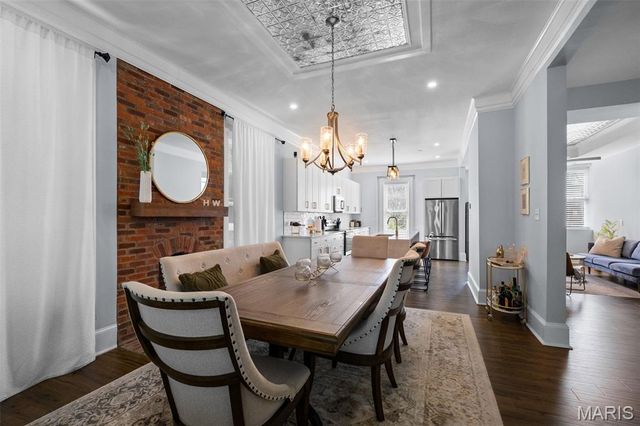 4716 Olive Street, St Louis, MO 63108