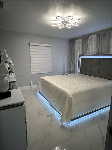 367 W 33rd St, Hialeah, FL 33012