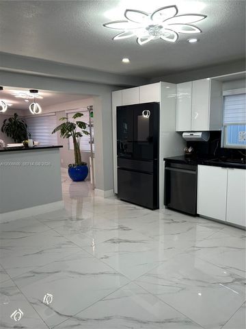 367 W 33rd St, Hialeah, FL 33012
