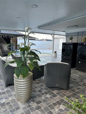 367 W 33rd St, Hialeah, FL 33012