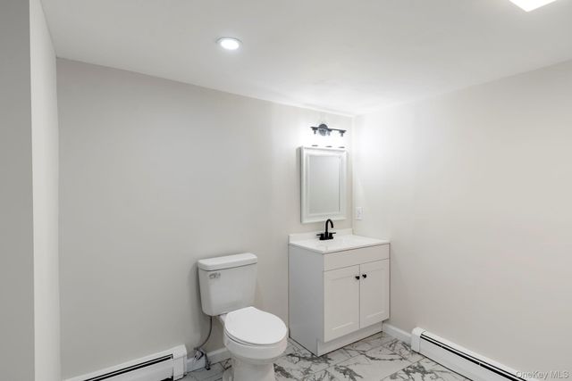 905 N Quaker Lane, Staatsburg, NY 12580