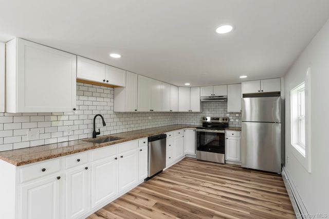 905 N Quaker Lane, Staatsburg, NY 12580