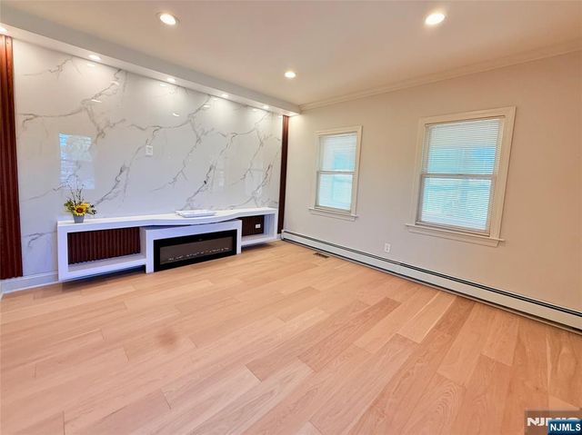 28 Seifert Street, Garfield, NJ 07026