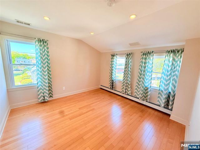 28 Seifert Street, Garfield, NJ 07026