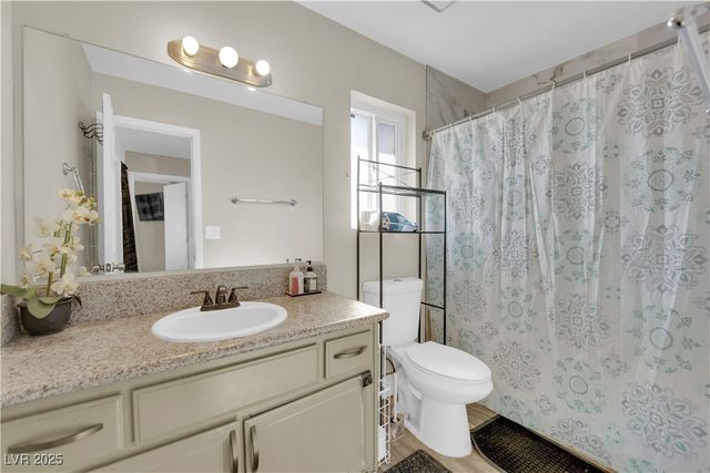 3993 Gulliver Street, Las Vegas, NV 89115