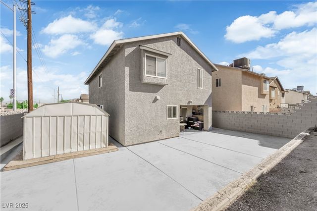 3993 Gulliver Street, Las Vegas, NV 89115
