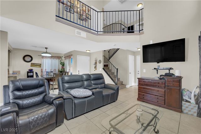 3993 Gulliver Street, Las Vegas, NV 89115