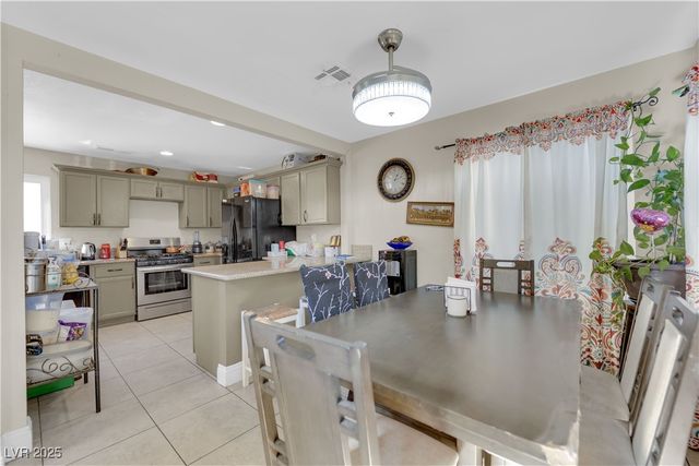 3993 Gulliver Street, Las Vegas, NV 89115