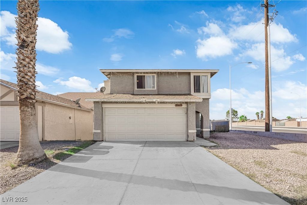 3993 Gulliver Street, Las Vegas, NV 89115