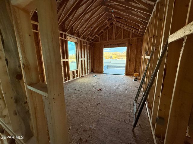 320 Rio del Rancho Court, El Paso, TX 79932