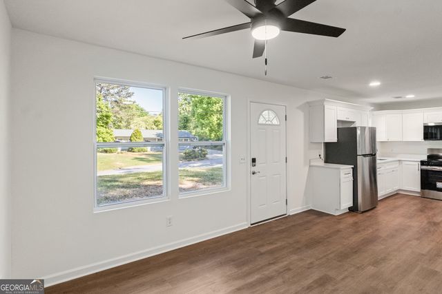 373 Floyd Street SE, Smyrna, GA 30082